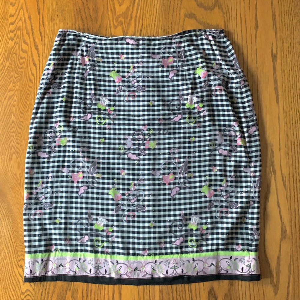 "Girlfriend by Silversilk" silk skirt, L